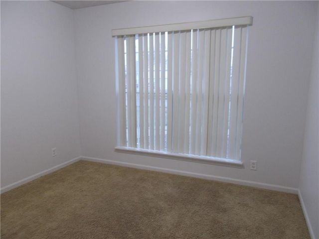 817 Clancy Court, Raymore, MO 64083