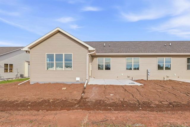 340 TWILIGHT TRAIL, Fond Du Lac, WI 54937