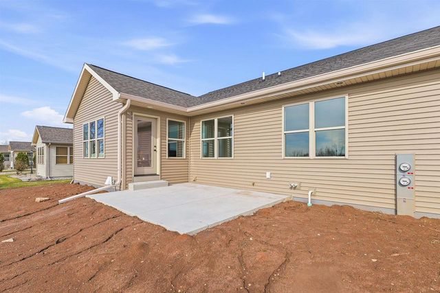 340 TWILIGHT TRAIL, Fond Du Lac, WI 54937