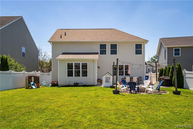 99 Cherry Laurel Lane, Amherst, NY 14228