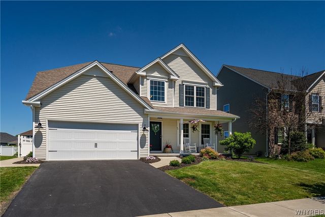99 Cherry Laurel Lane, Amherst, NY 14228