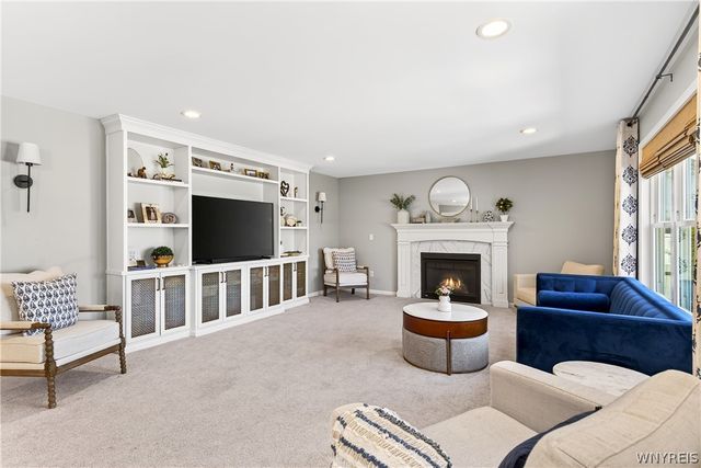 99 Cherry Laurel Lane, Amherst, NY 14228