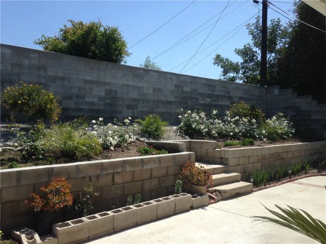 904 S Hollenbeck Street, West Covina, CA 91791