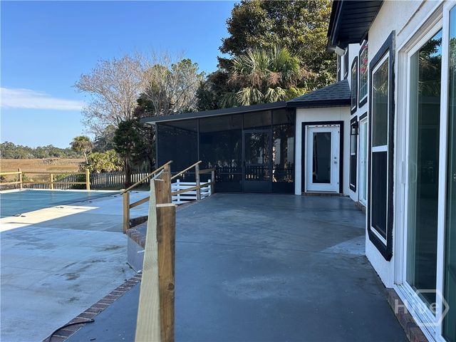 170 Sayle Lane, Richmond Hill, GA 31324