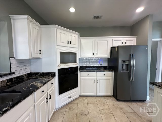 170 Sayle Lane, Richmond Hill, GA 31324