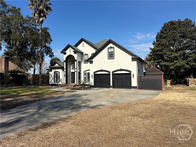 170 Sayle Lane, Richmond Hill, GA 31324