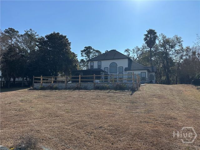 170 Sayle Lane, Richmond Hill, GA 31324