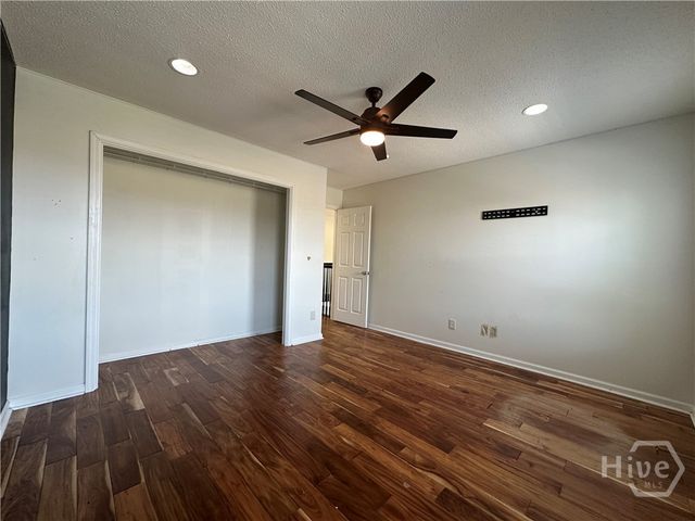 170 Sayle Lane, Richmond Hill, GA 31324