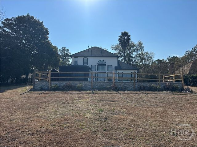 170 Sayle Lane, Richmond Hill, GA 31324