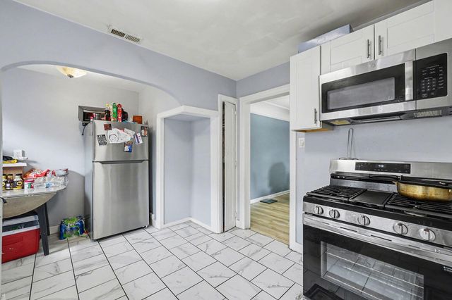 17511 Stoepel Street, Detroit City, MI 48221