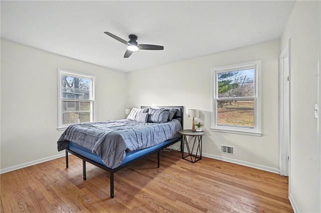 5936 Laurel Avenue, Raytown, MO 64133