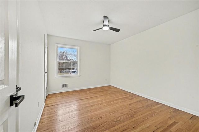 5936 Laurel Avenue, Raytown, MO 64133