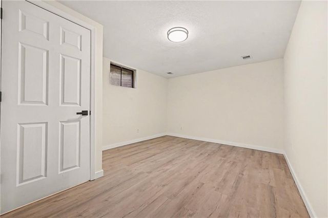 5936 Laurel Avenue, Raytown, MO 64133