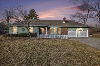 5936 Laurel Avenue, Raytown, MO 64133