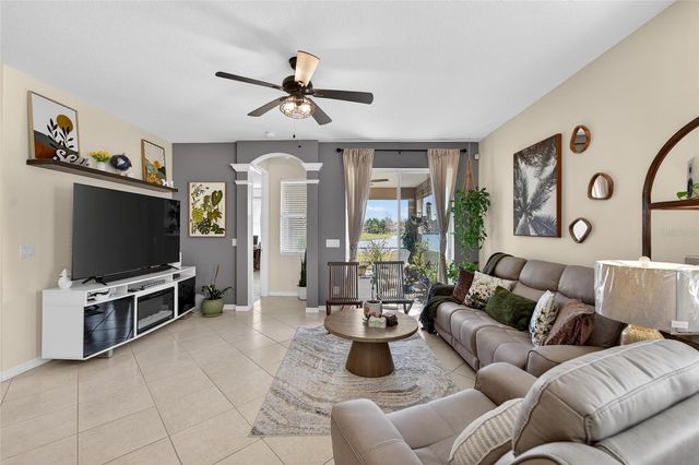 4174 70TH STREET CIRCLE E, Palmetto, FL 34221