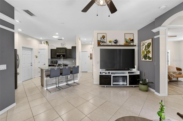 4174 70TH STREET CIRCLE E, Palmetto, FL 34221