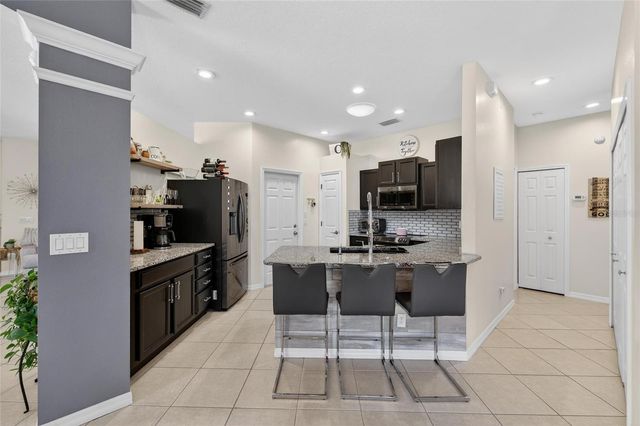 4174 70TH STREET CIRCLE E, Palmetto, FL 34221