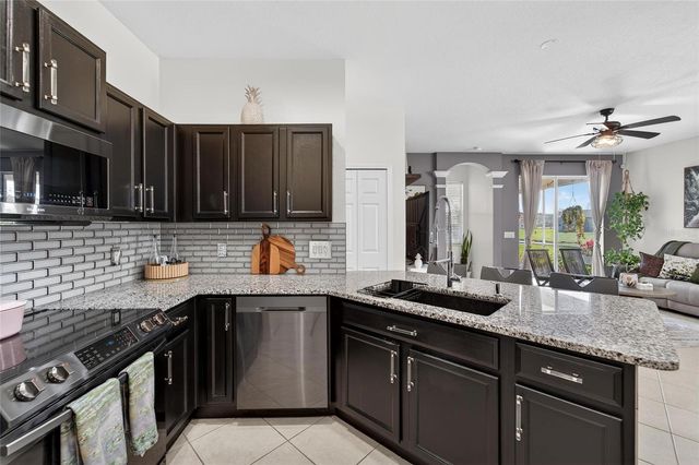 4174 70TH STREET CIRCLE E, Palmetto, FL 34221