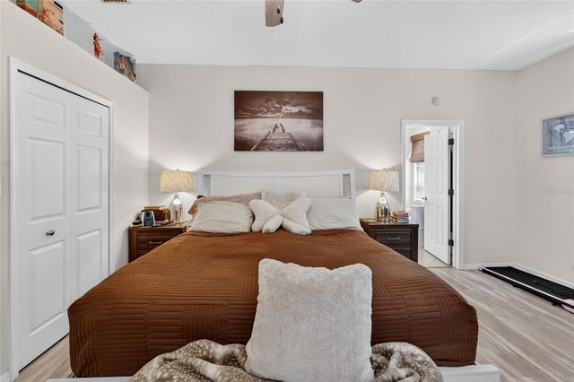 4174 70TH STREET CIRCLE E, Palmetto, FL 34221