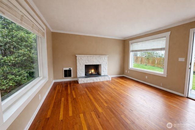 743 N 86th Street, Seattle, WA 98103