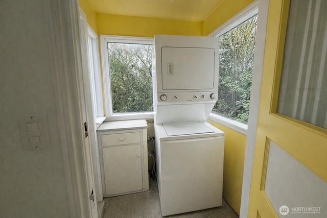 743 N 86th Street, Seattle, WA 98103