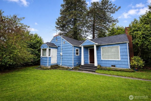 743 N 86th Street, Seattle, WA 98103