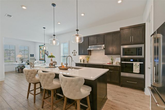 100 Arborosa PASS, Liberty Hill, TX 78642