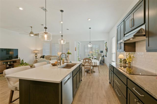 100 Arborosa PASS, Liberty Hill, TX 78642