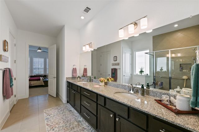 100 Arborosa PASS, Liberty Hill, TX 78642