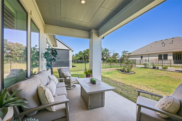 100 Arborosa PASS, Liberty Hill, TX 78642