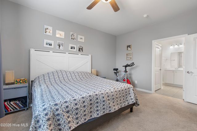 1331 Sunny Slope Circle, Calabash, NC 28467