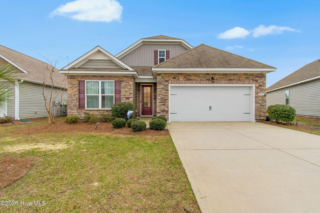 1331 Sunny Slope Circle, Calabash, NC 28467