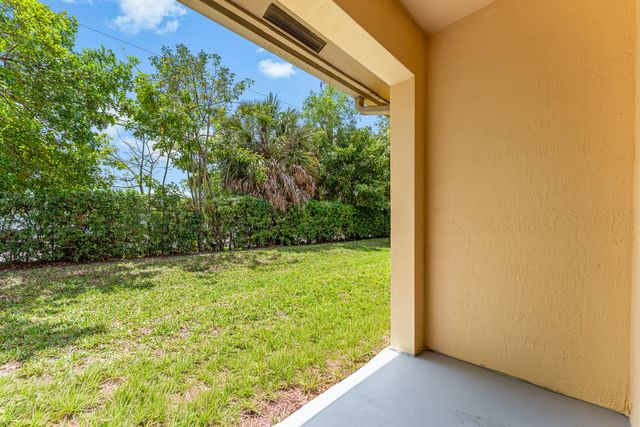 205 S Santa Catalina Circle 205, North Lauderdale, FL 33068