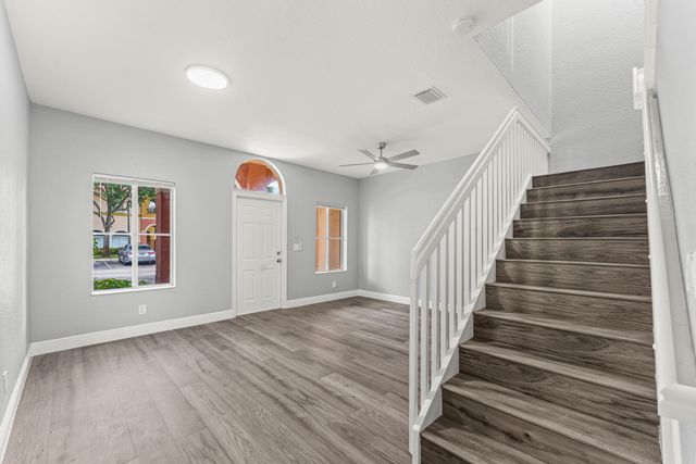 205 S Santa Catalina Circle 205, North Lauderdale, FL 33068