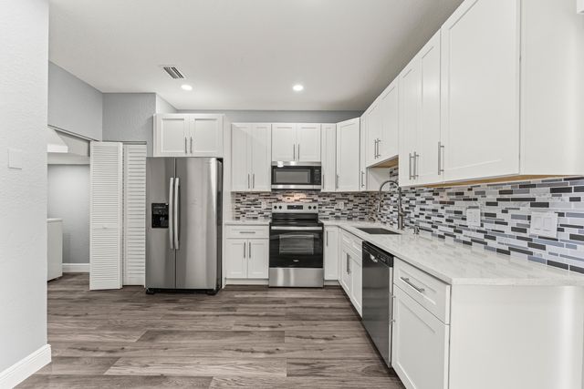 205 S Santa Catalina Circle 205, North Lauderdale, FL 33068