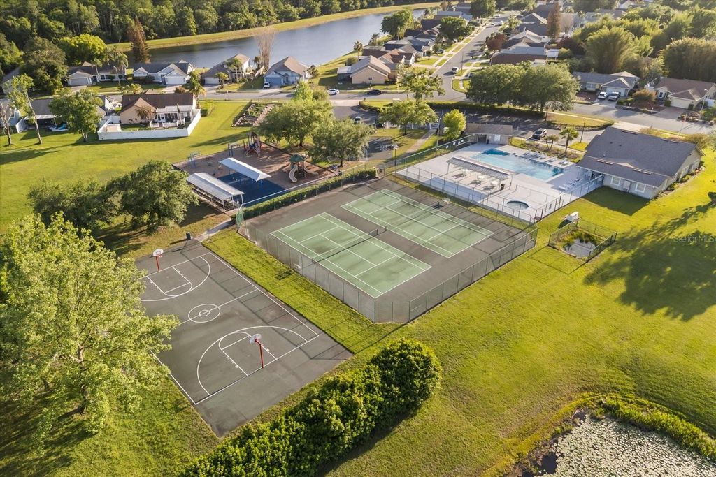 Image 34 of property listing at 5332 DORRINGTON LANE, Orlando, FL 32821