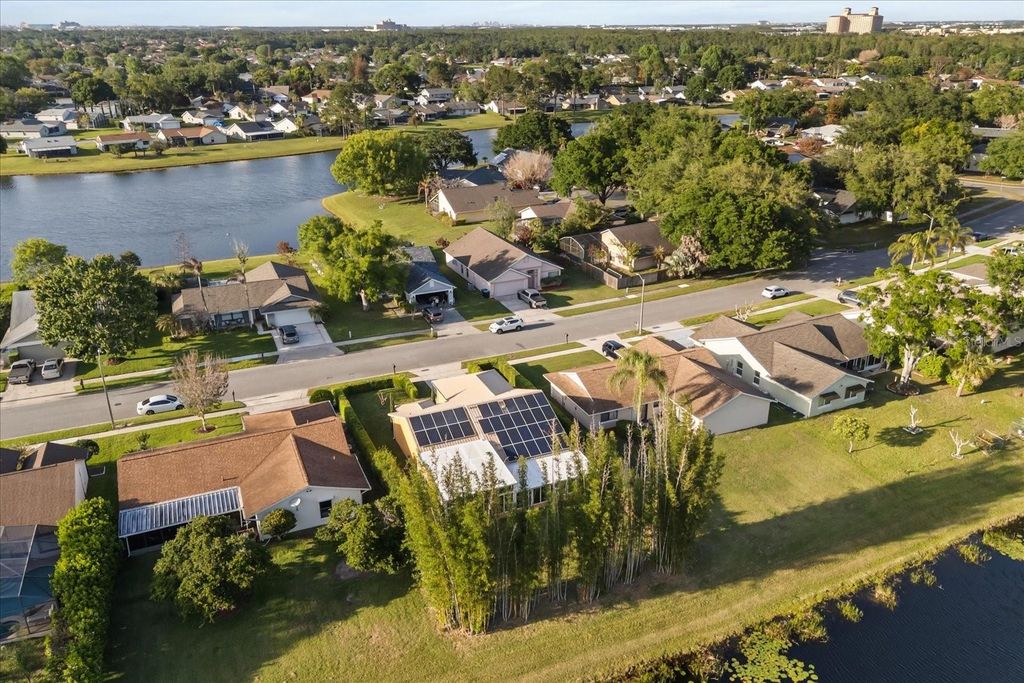 Image 35 of property listing at 5332 DORRINGTON LANE, Orlando, FL 32821