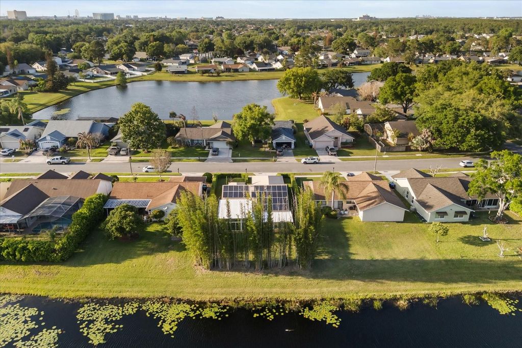 Image 36 of property listing at 5332 DORRINGTON LANE, Orlando, FL 32821