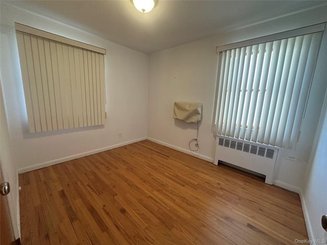 12 Smith Street, Glen Cove, NY 11542