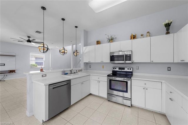 2727 Blue Cypress Lake CT, Cape Coral, FL 33909