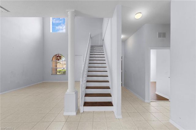 2727 Blue Cypress Lake CT, Cape Coral, FL 33909