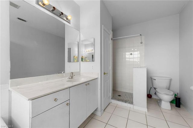 2727 Blue Cypress Lake CT, Cape Coral, FL 33909