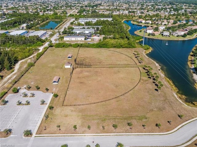 2727 Blue Cypress Lake CT, Cape Coral, FL 33909