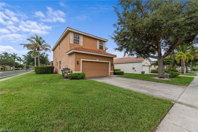 2727 Blue Cypress Lake CT, Cape Coral, FL 33909