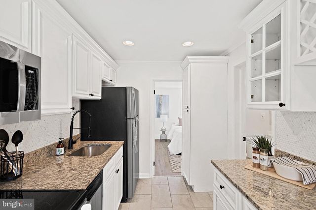 6510 BLACKLOG ST, Capitol Heights, MD 20743