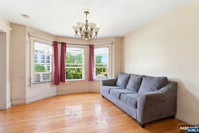 3 Winthrop Terrace, East Orange, NJ 07018