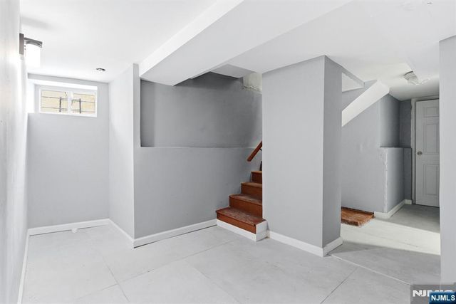 3 Winthrop Terrace, East Orange, NJ 07018