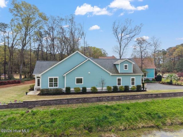 922 Oyster Pointe Drive, Sunset Beach, NC 28468