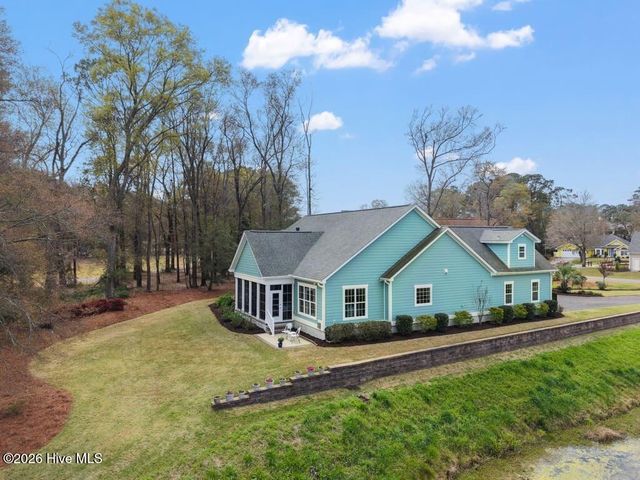 922 Oyster Pointe Drive, Sunset Beach, NC 28468