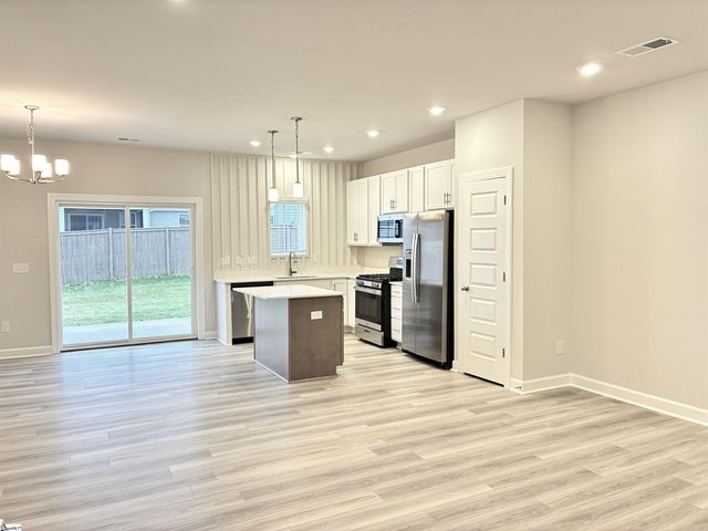 1440 Johnstone Drive, Reidville, SC 29375
